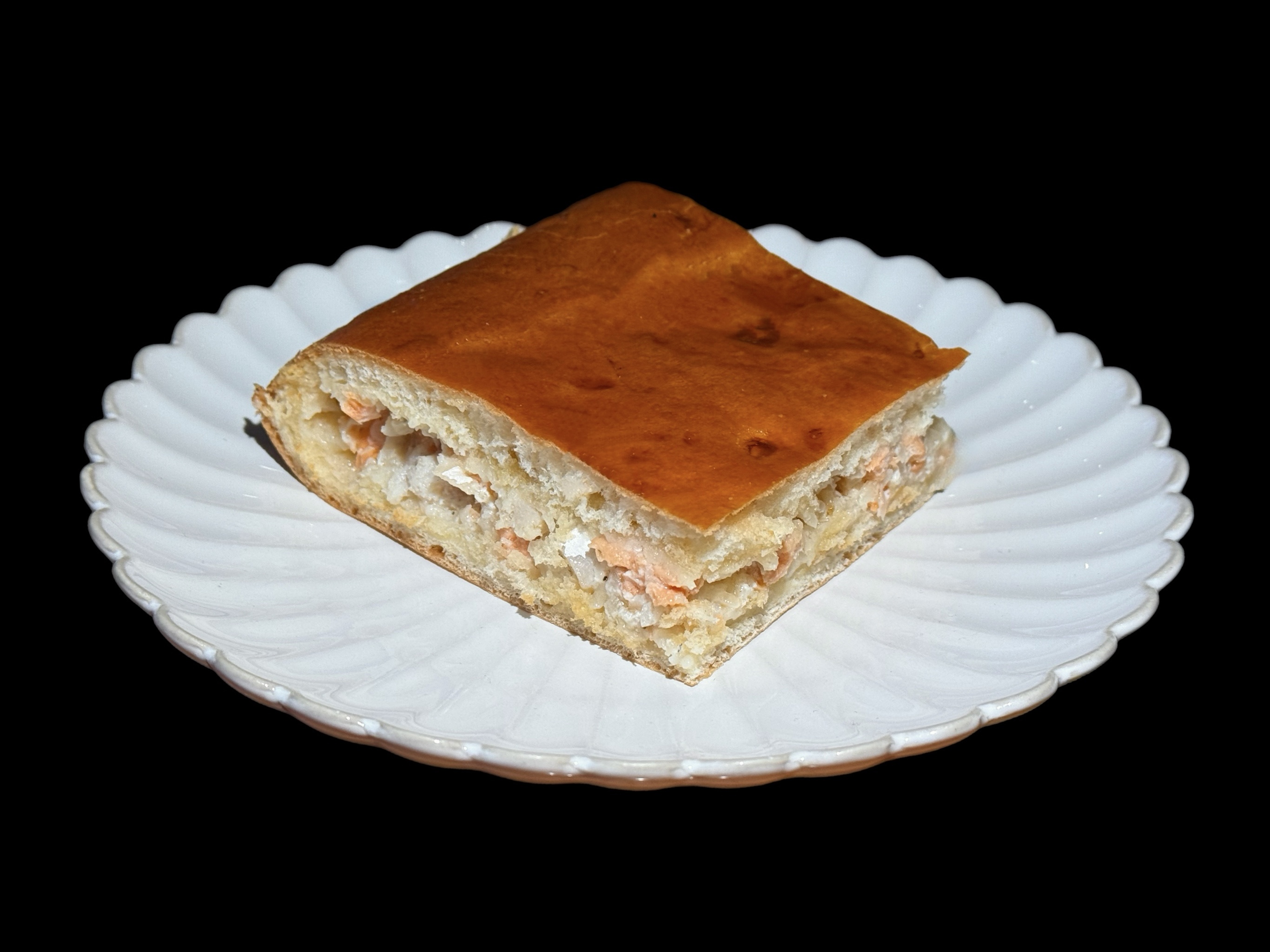 Пирог дрожжевой с рыбой 1кг