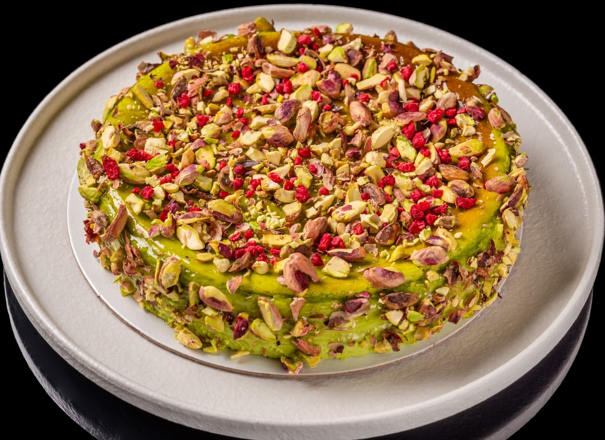 Чизкейк фисташковый Сан Себастьян