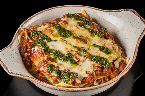 Лазанья с мясным рагу