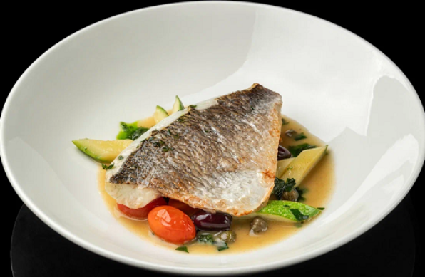 Филе дорадо с овощным соте